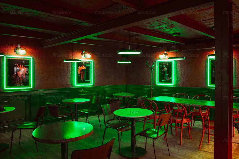 Corner паб Москва