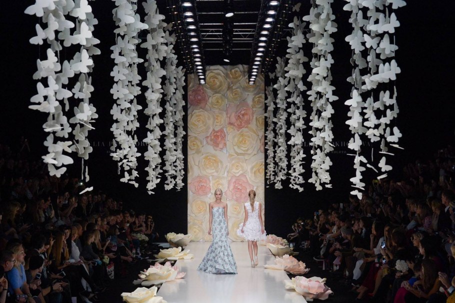 Показ мод декор