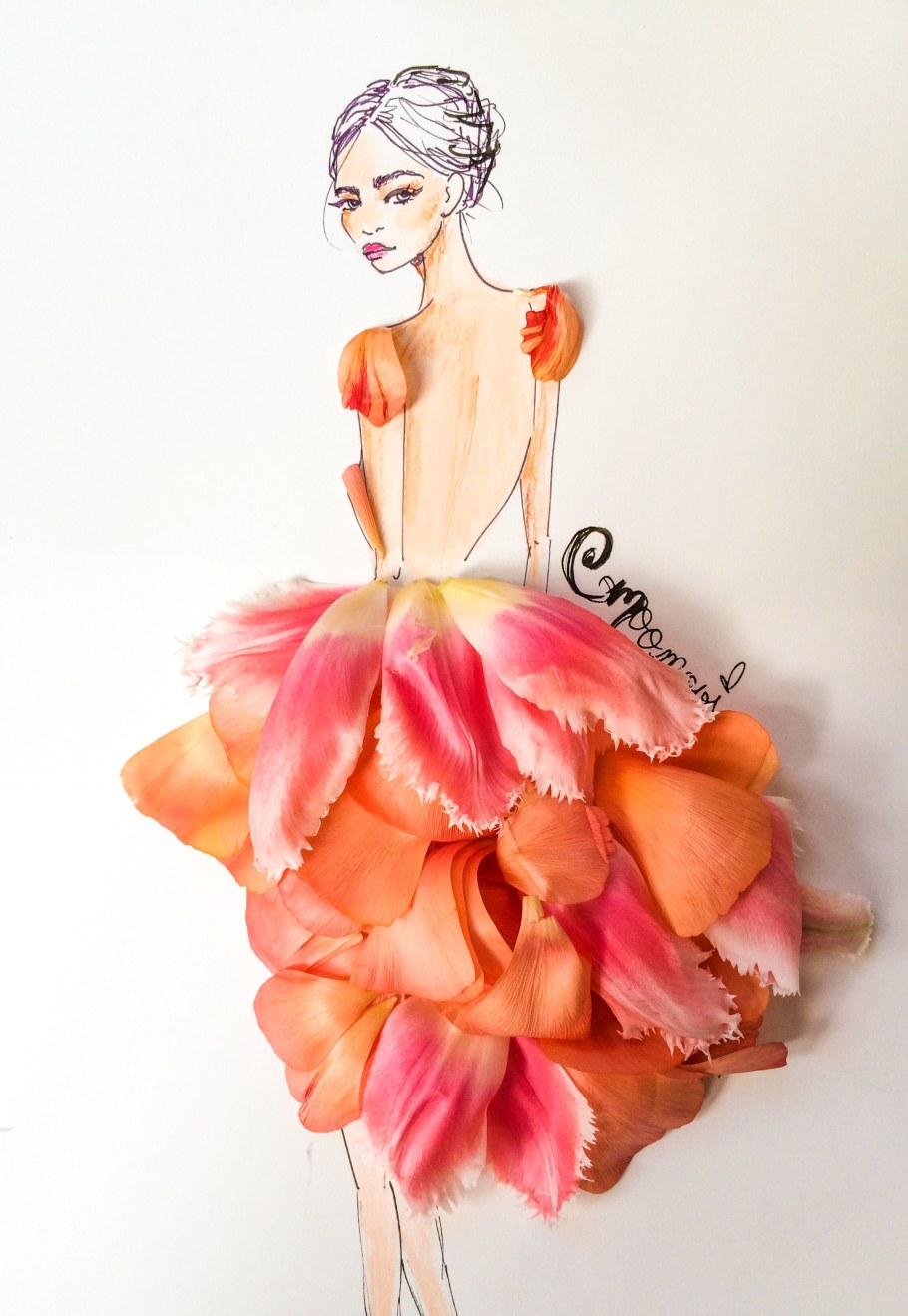 Девочка с платьем из цветов