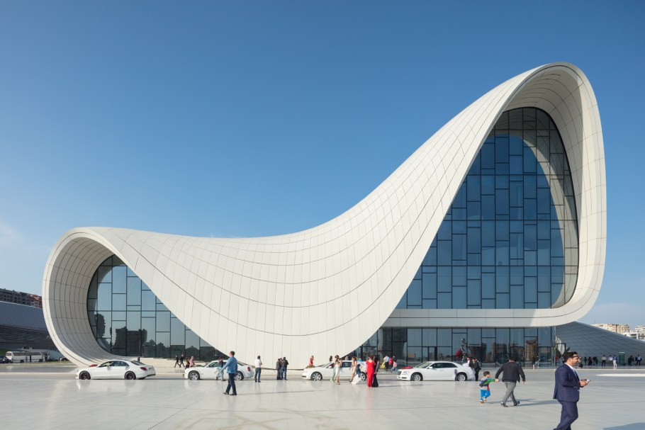 Heydar Aliyev Cultural Center проект