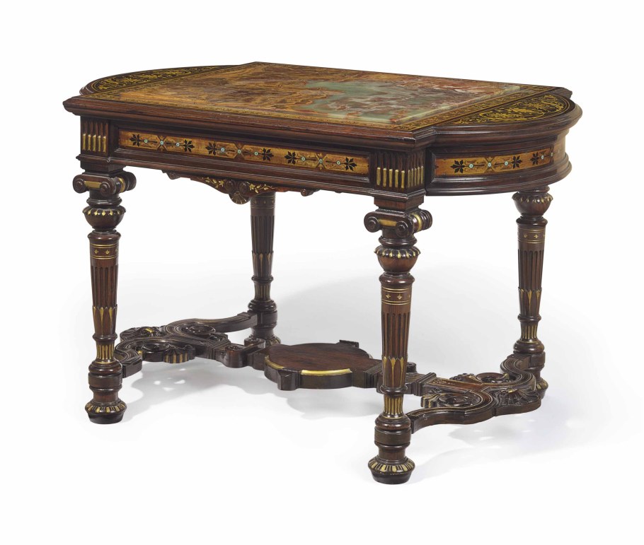 Стол эпохи Возрождения