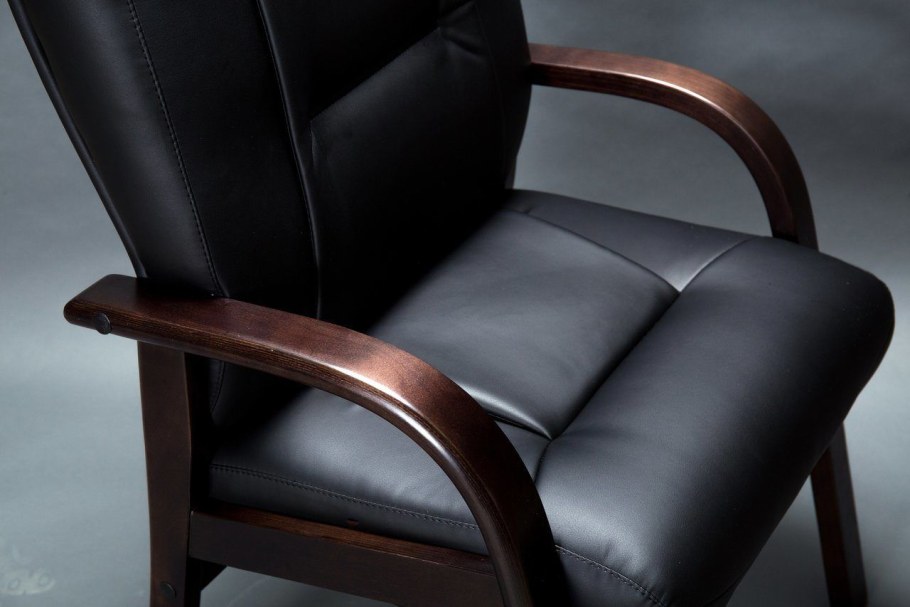 Конференц кресло Bonn /bd кожа