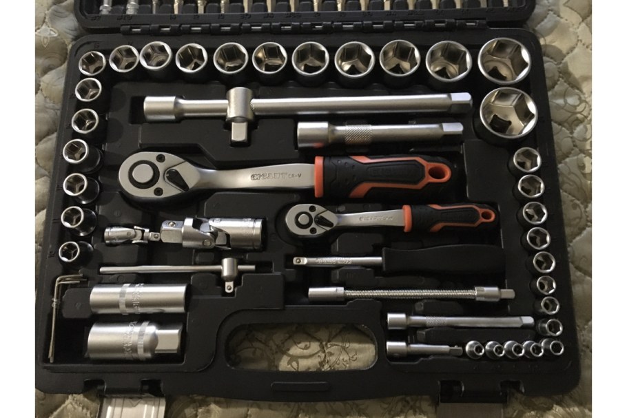 Набор автомобильных инструментов Gigant Gas 94