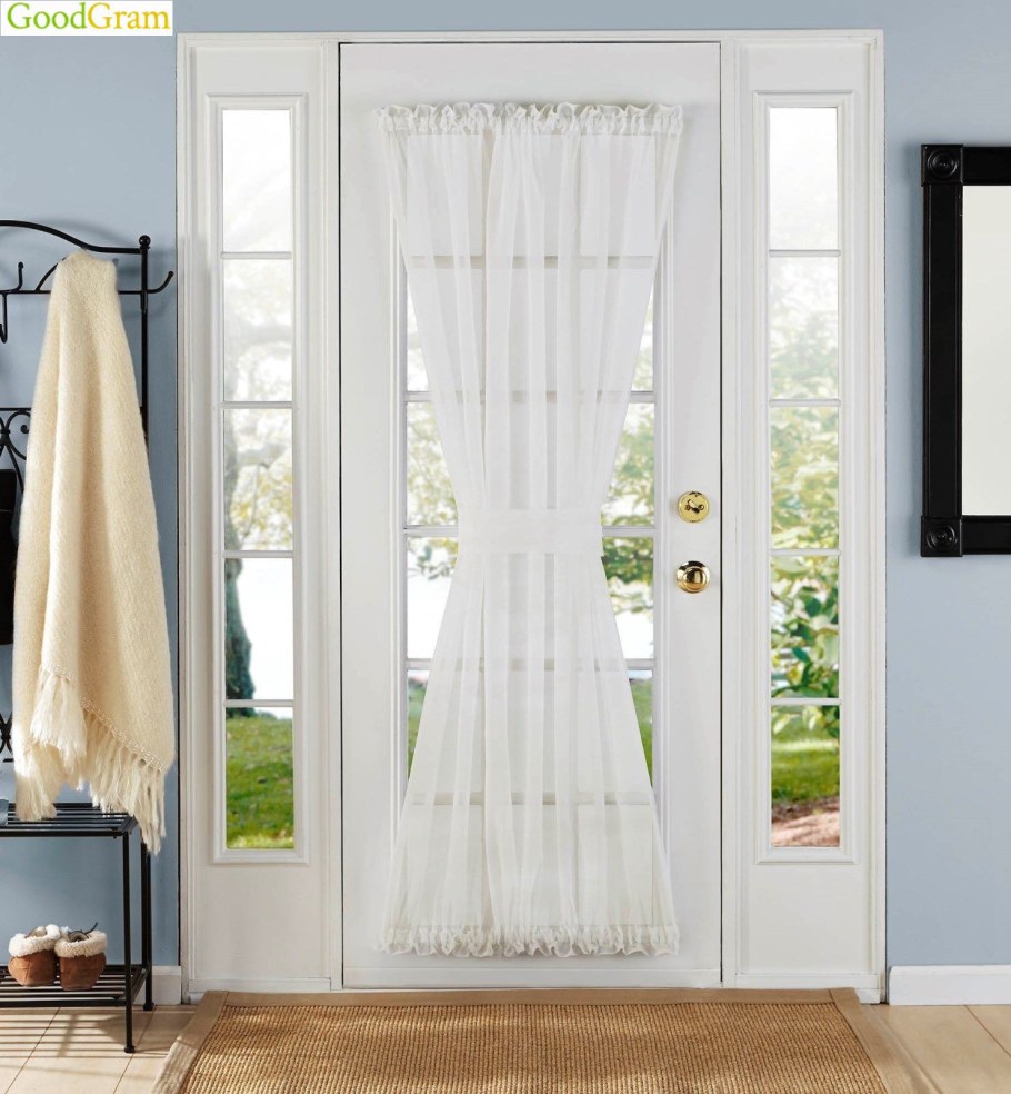 Шторы на дверь