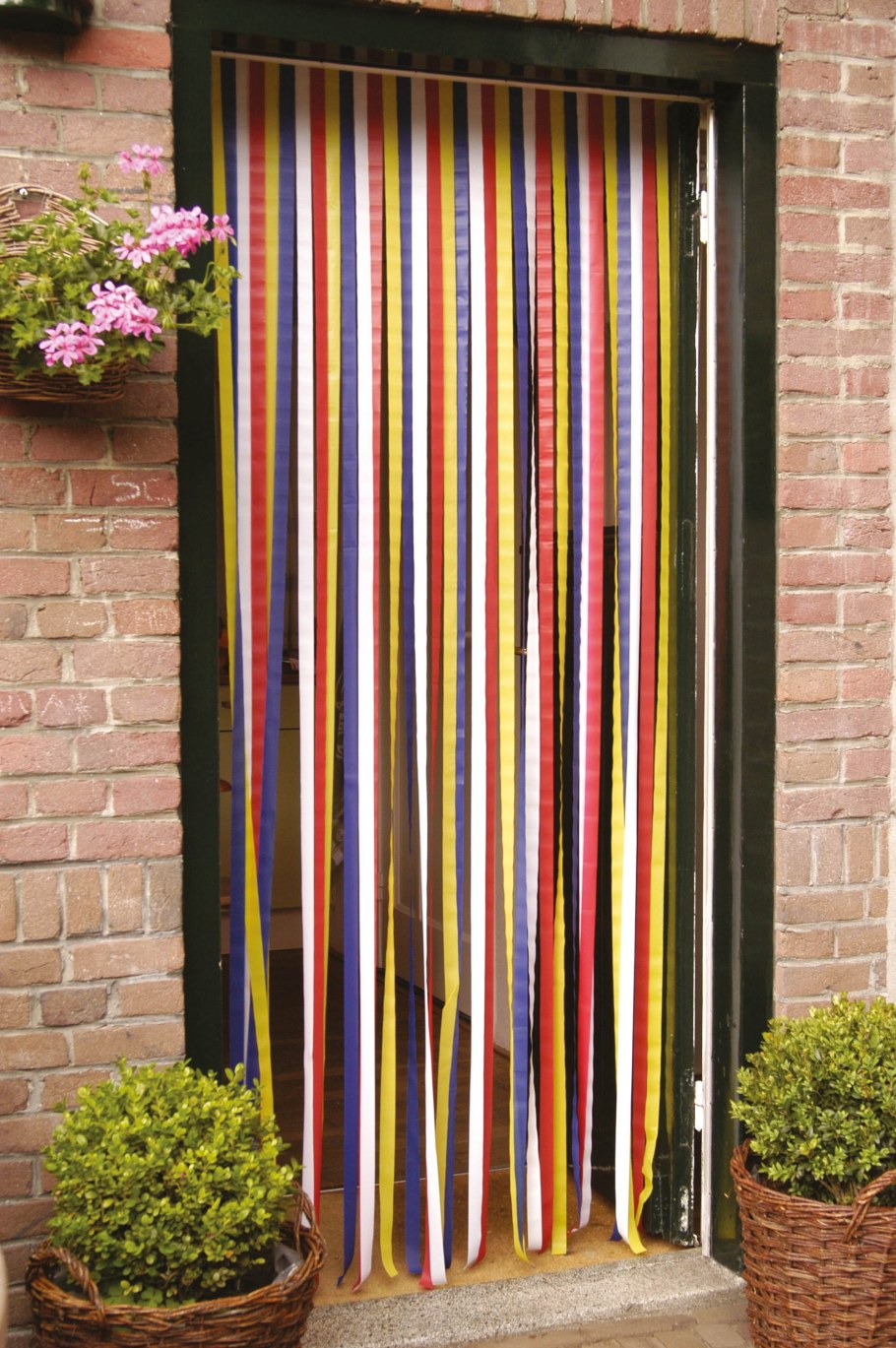 Занавес на дверной проем