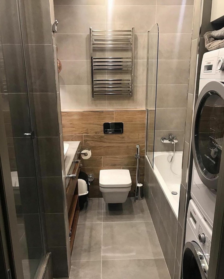 Душевая комната с туалетом и стиральной