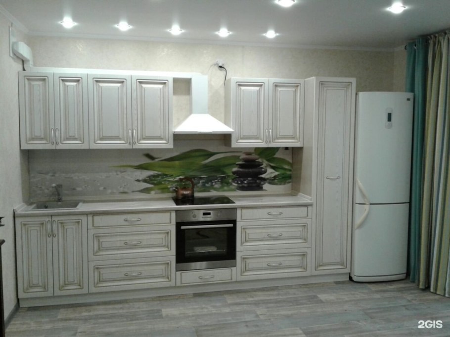 Кухня с фасадами лик