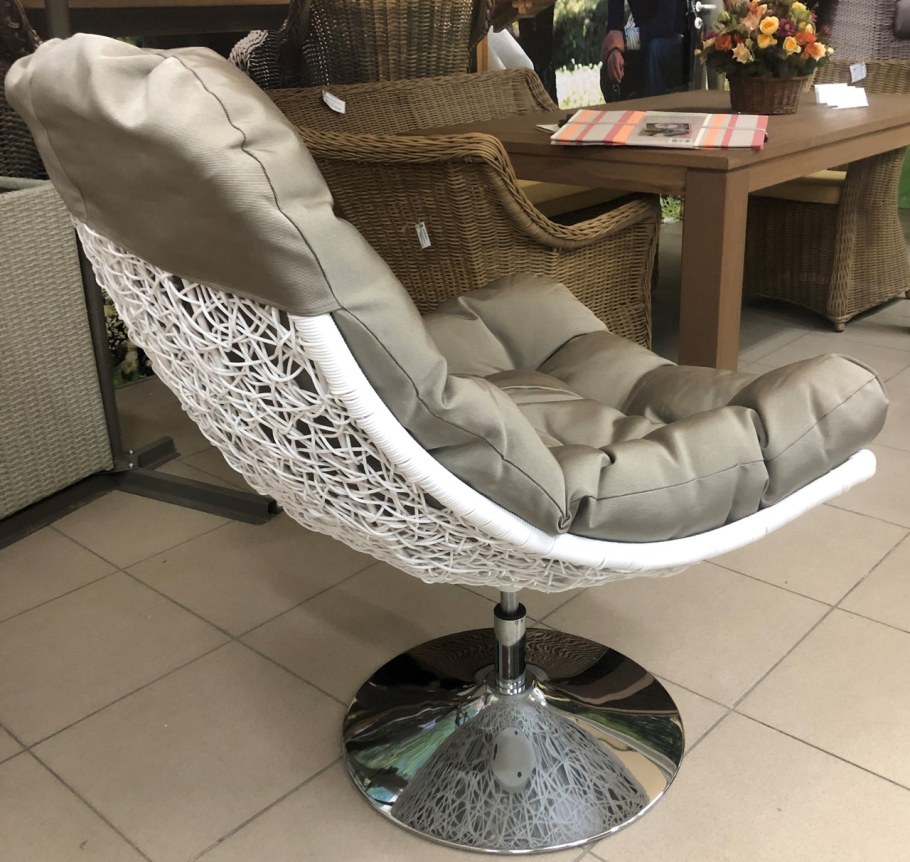 Кресло вращающееся Tengorattan tg0350