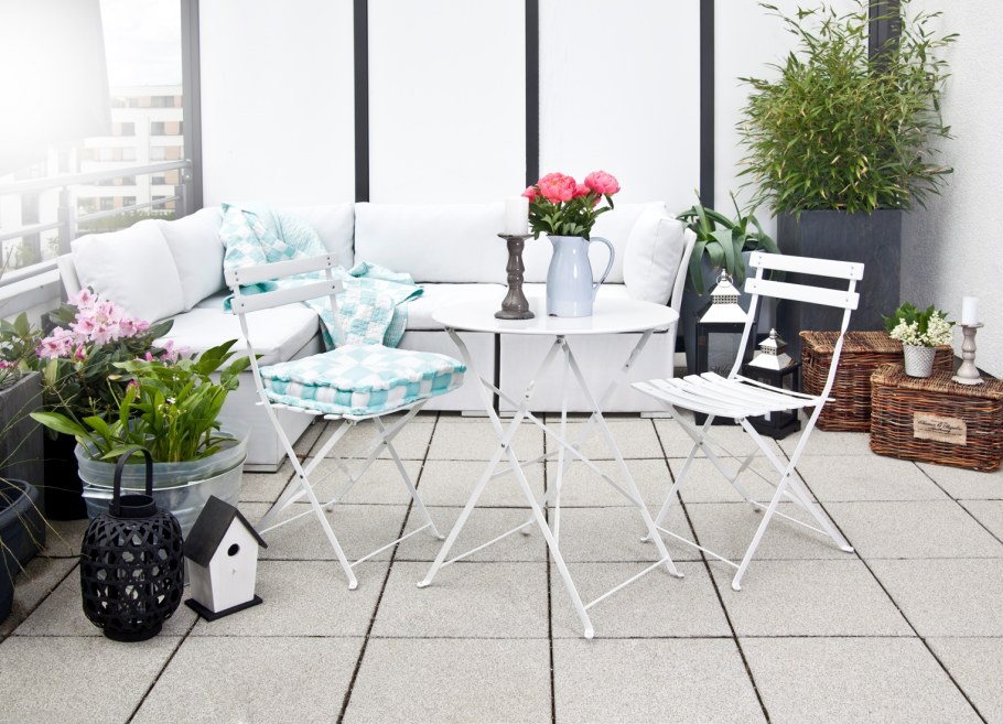 Стол и стулья на балкон