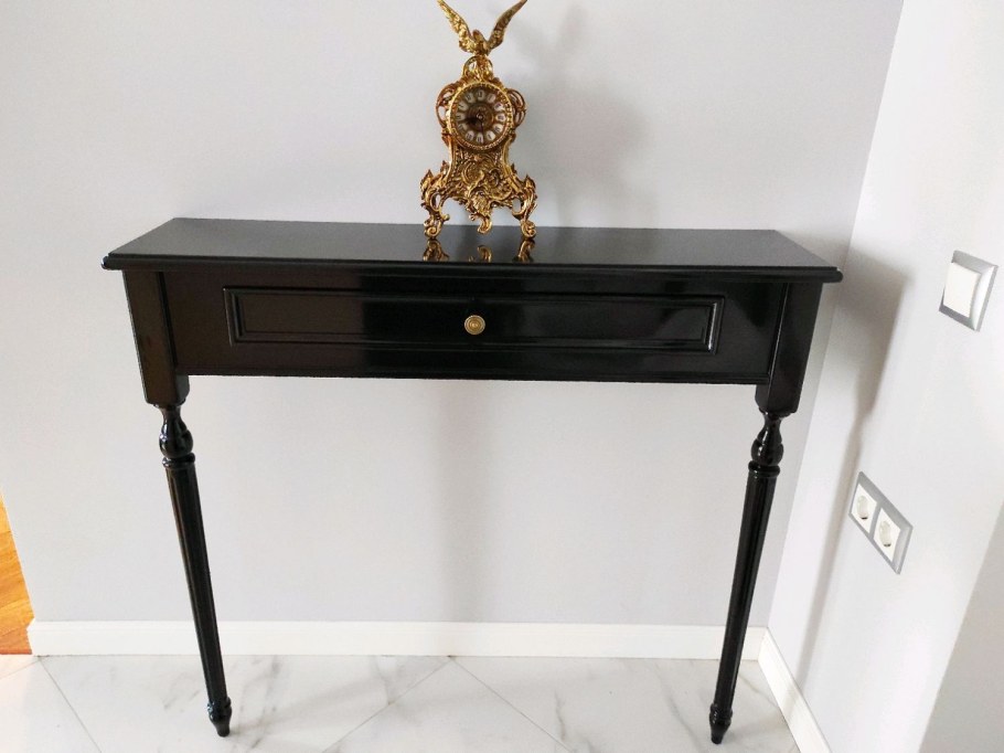 Консоль черный глянец