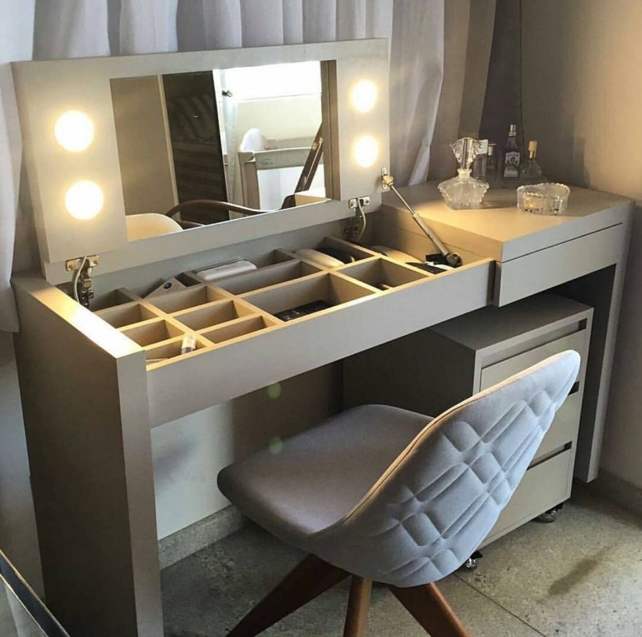 Тумба под телевизор с рабочим местом