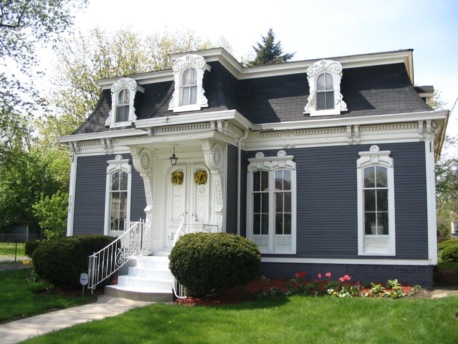 Небольшой дом в стиле Барокко