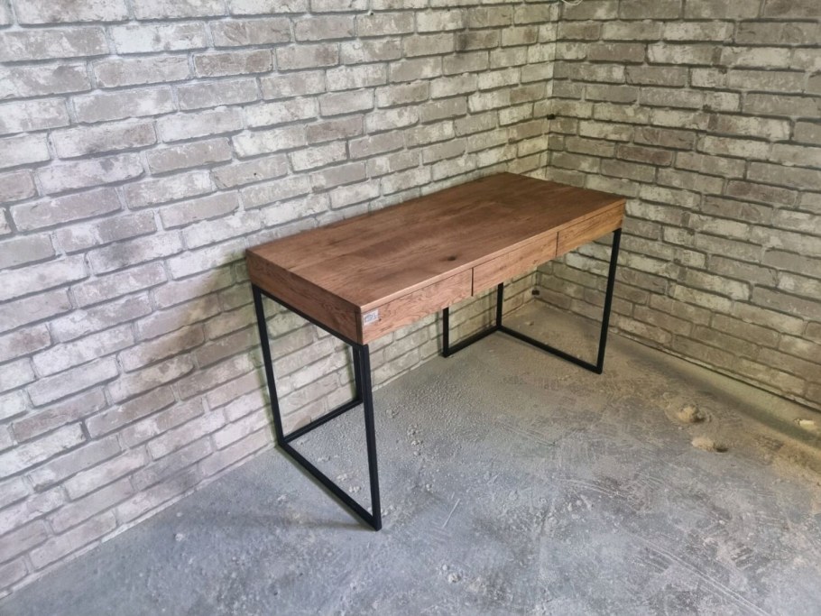 Стол (сосна)