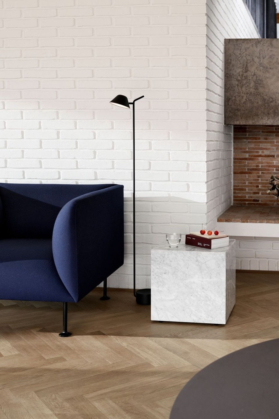 Напольный светильник menu Peek,