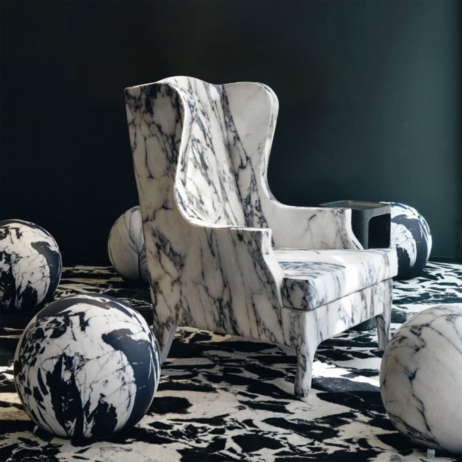 Каменное кресло