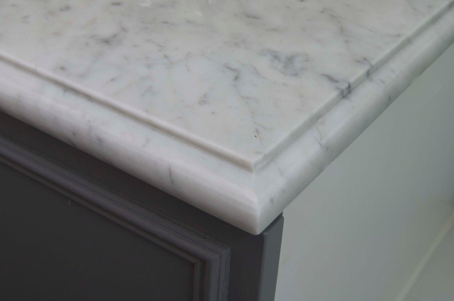 9845 L мрамор Каррара