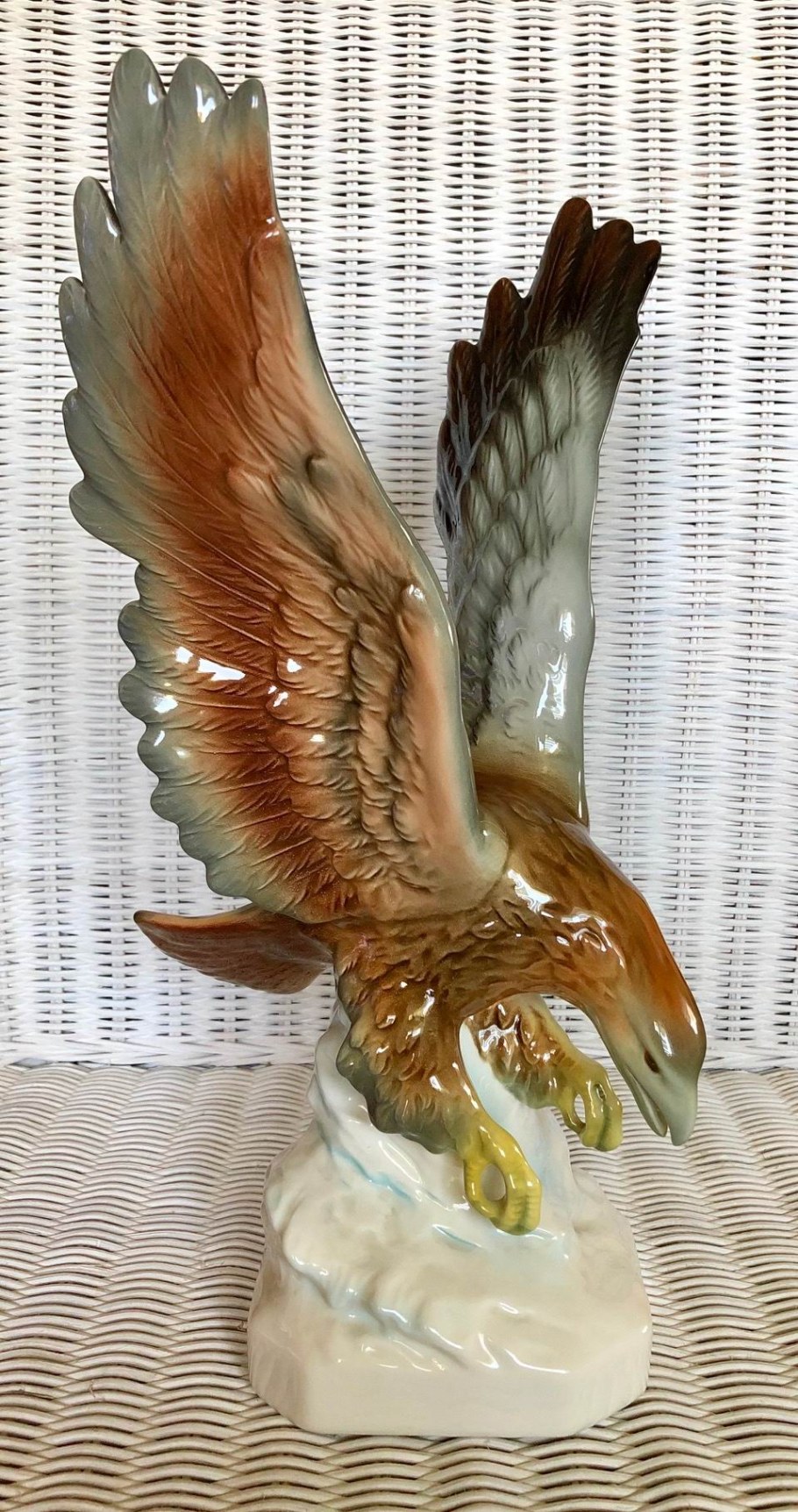 Статуэтка Орел фарфор Германия