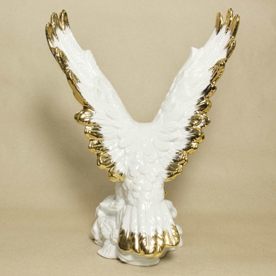 Статуэтка Орел фарфор
