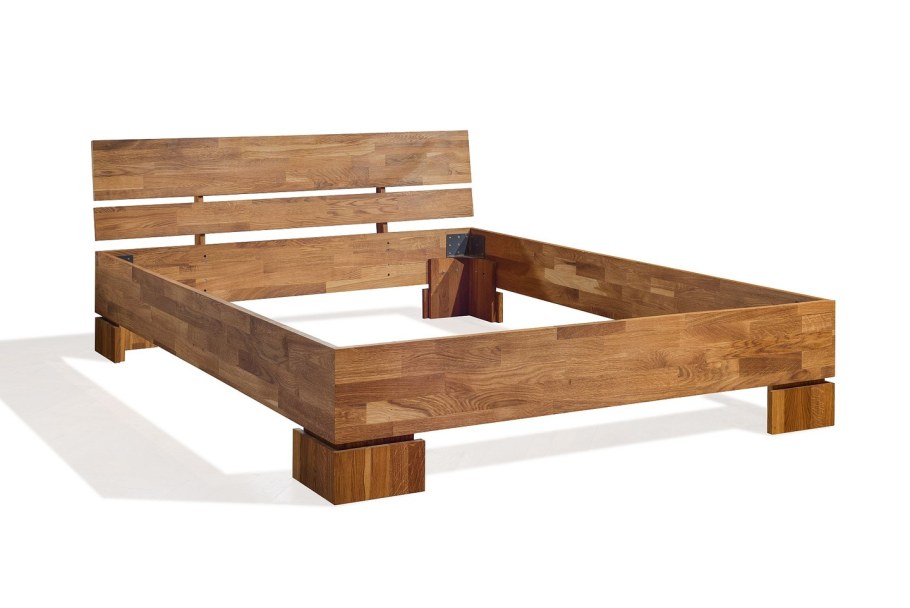 Кровать из Дубового бруса