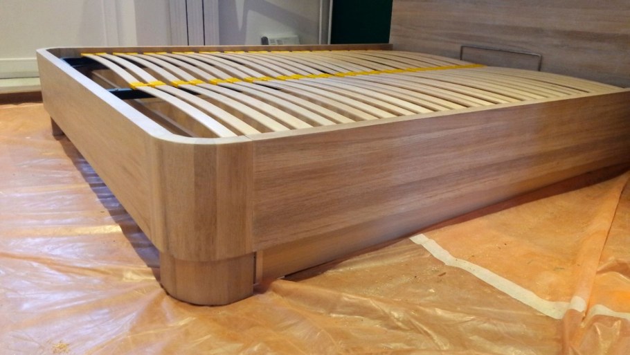 Кровать дм Древолюкс массив дуба