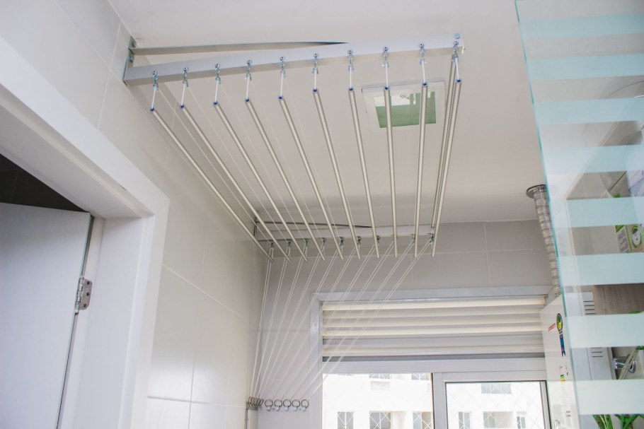 Выдвижная сушилка Лиана электрическая