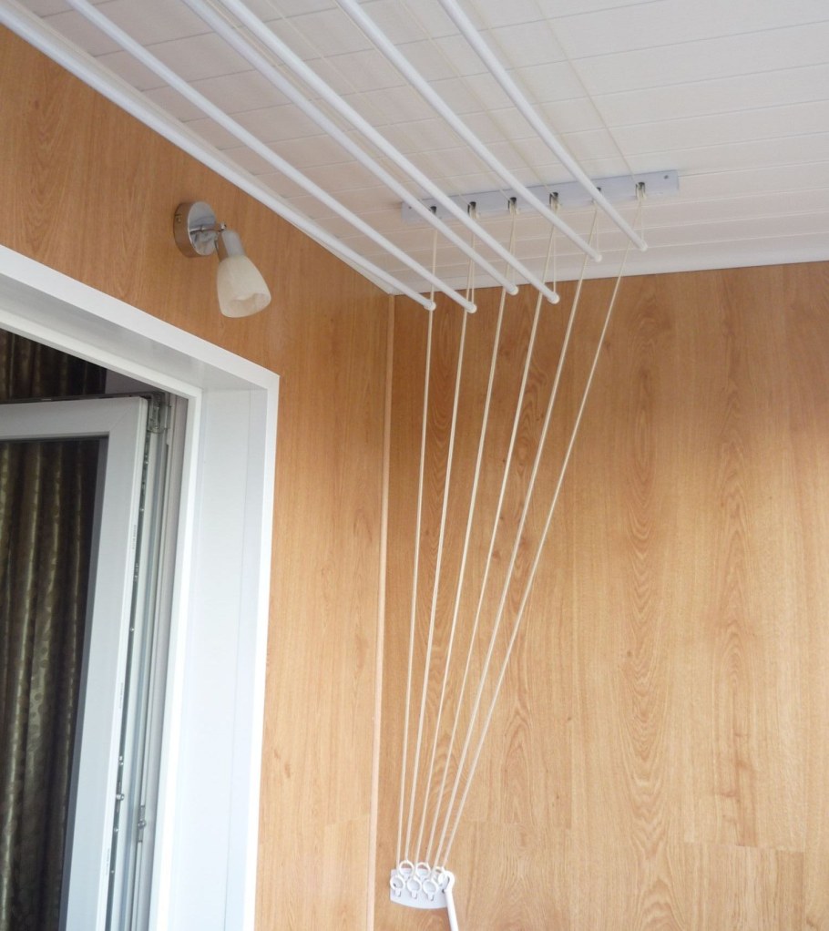 Сушилка для белья настенная Gimi Lift 200