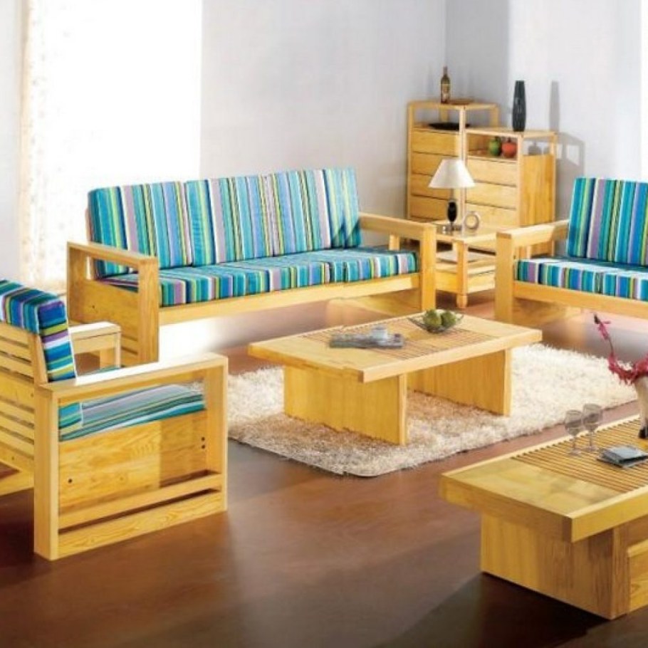 Мебель из деревянных щитов в интерьере гостиная