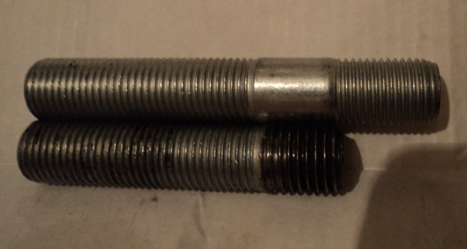 Переходная шпилька с м12 на м10 шаг 1.5