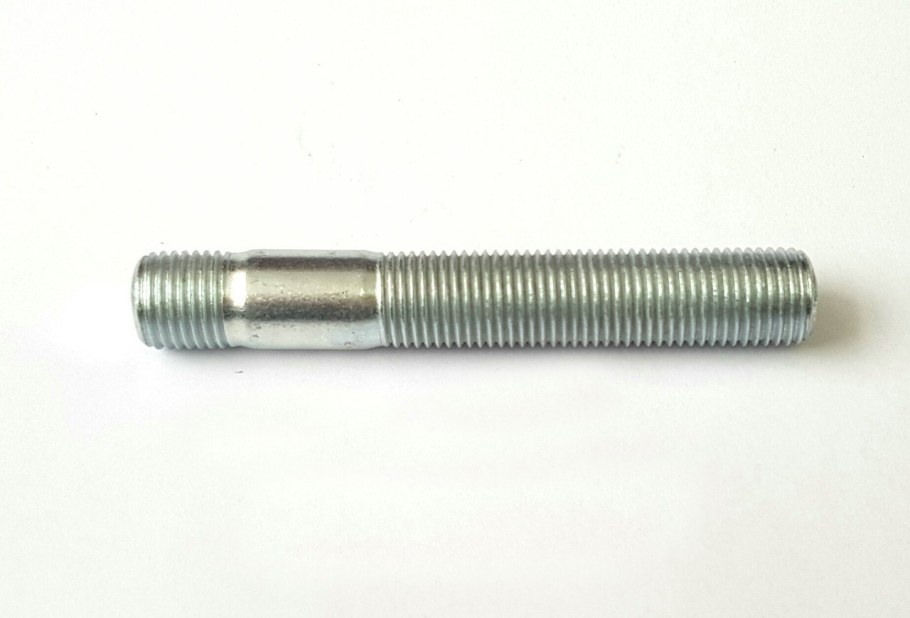 Шпилька м12 1.25 на 1.5