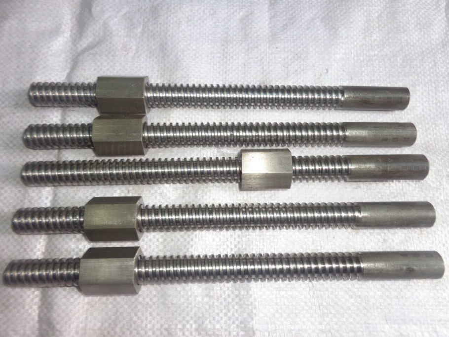 Трапецеидальная резьба 40х6