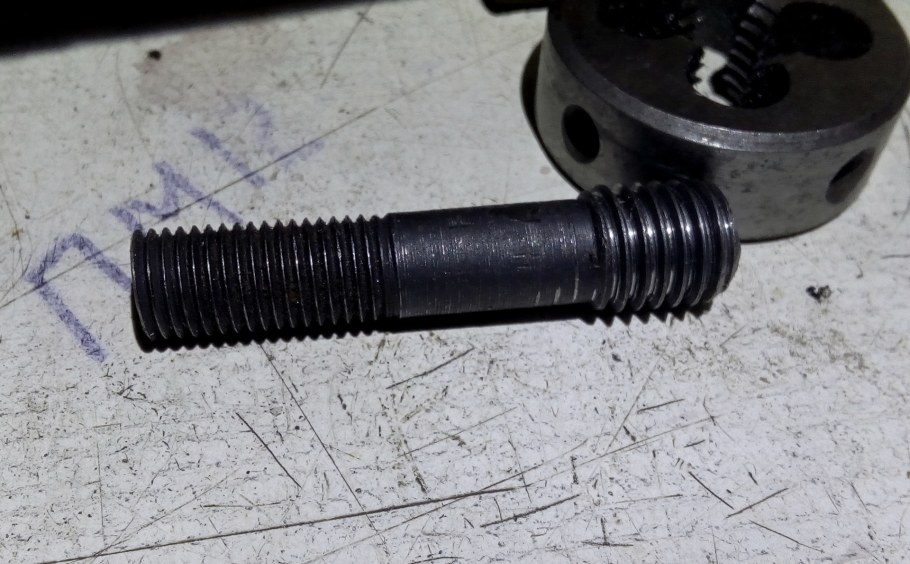 Ремонтная шпилька м10/м12 ВАЗ 2115