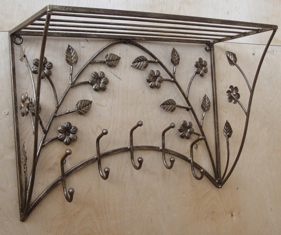 Металлические изделия для декора