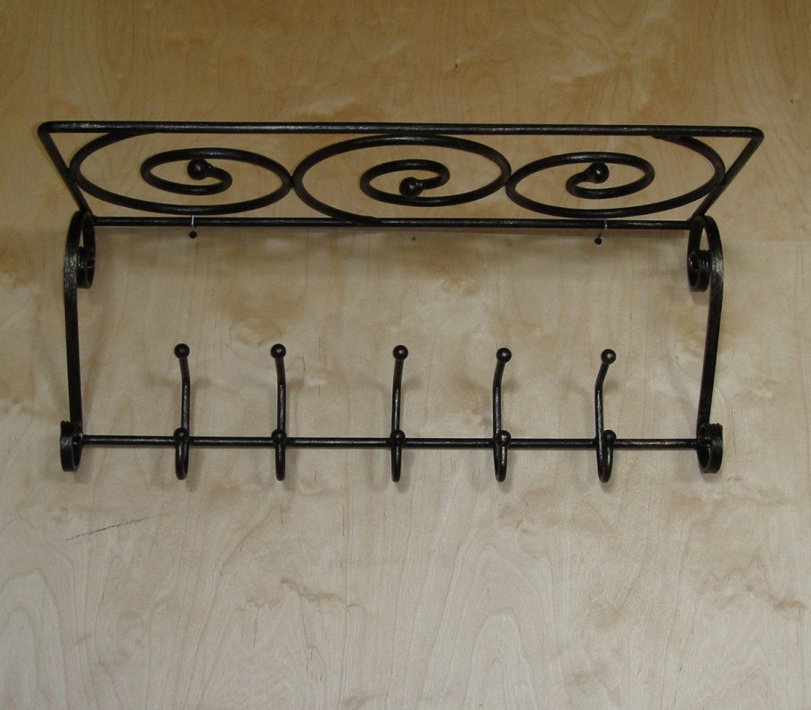 Вешалка из металла