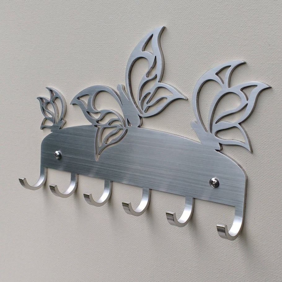 Ключница из металла