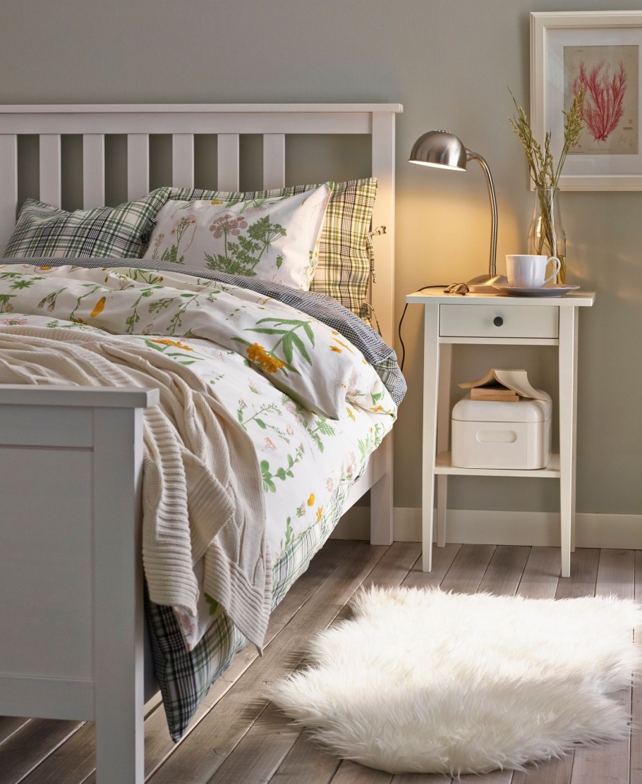 Кровать ikea ХЕМНЭС