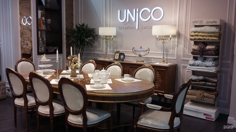 Интерьер мебельного магазина