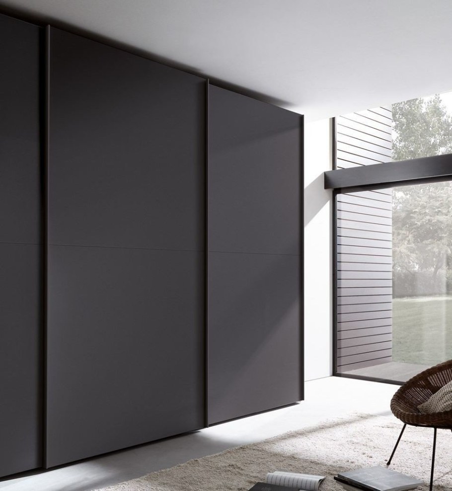 Шкаф купе черный матовый