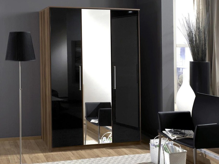 Распашной шкаф Глэдис ДК