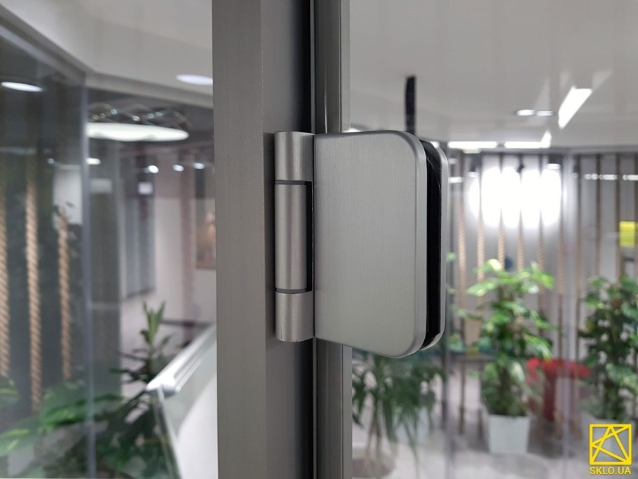 Фурнитура для маятниковых стеклянных дверей