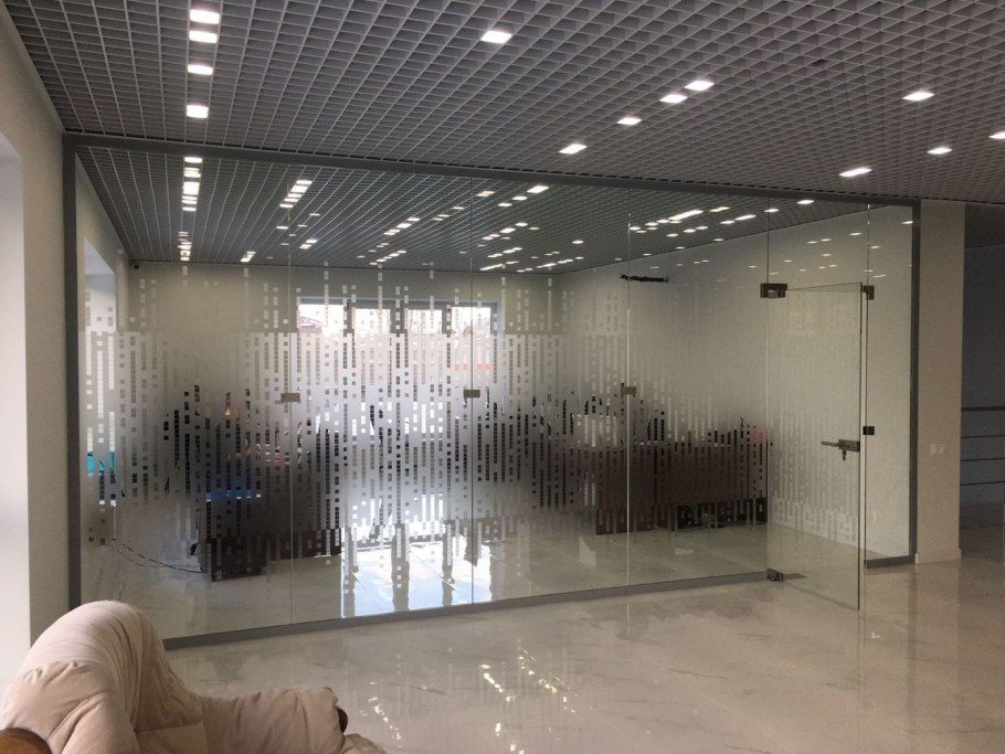 Стеклянные перегородки Наяда