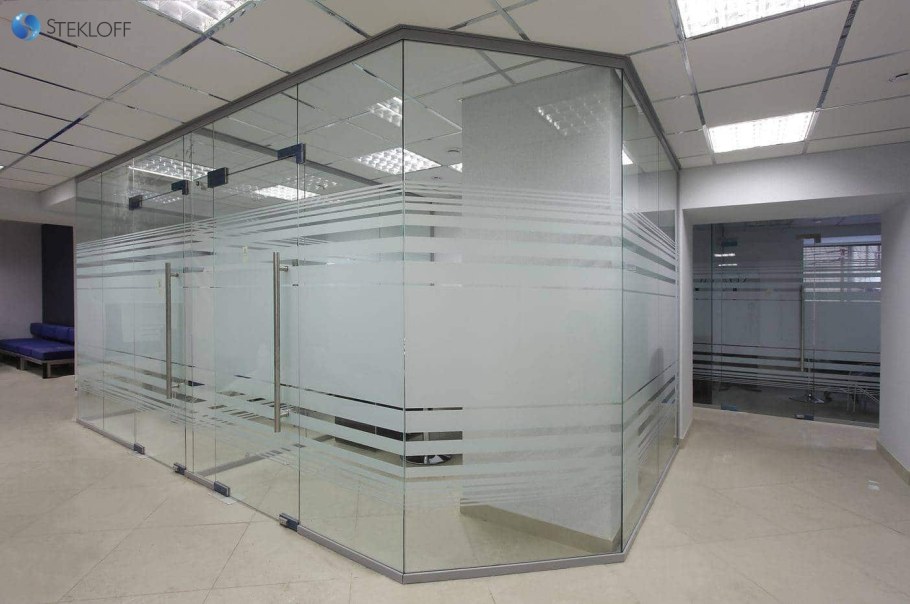 Перегородки цельностеклянные перегородки