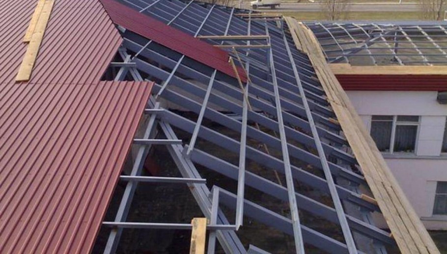 Крыша из металлопрофиля