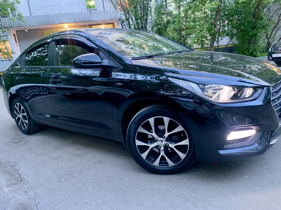 Хендай Солярис 2022 черный цвет