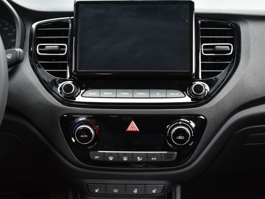 Магнитола Hyundai Solaris 2021