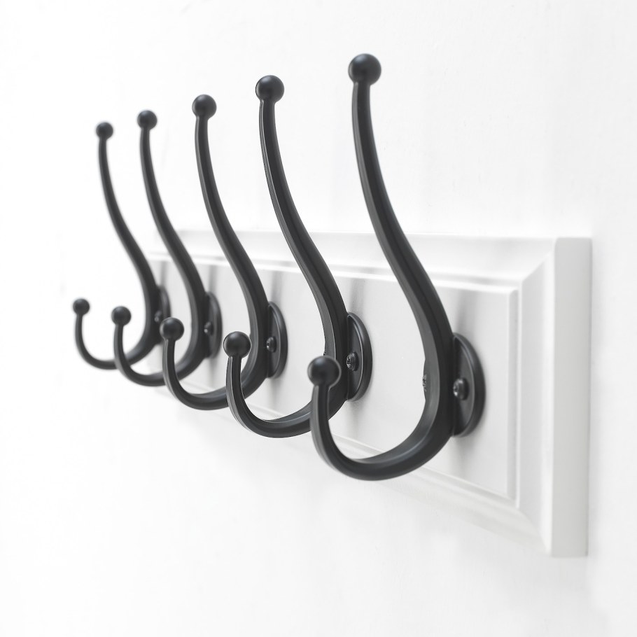Вешалка с крючками икеа