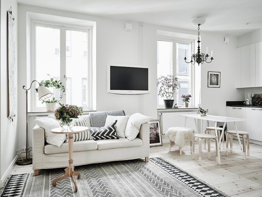 Белая гостиная в скандинавском стиле