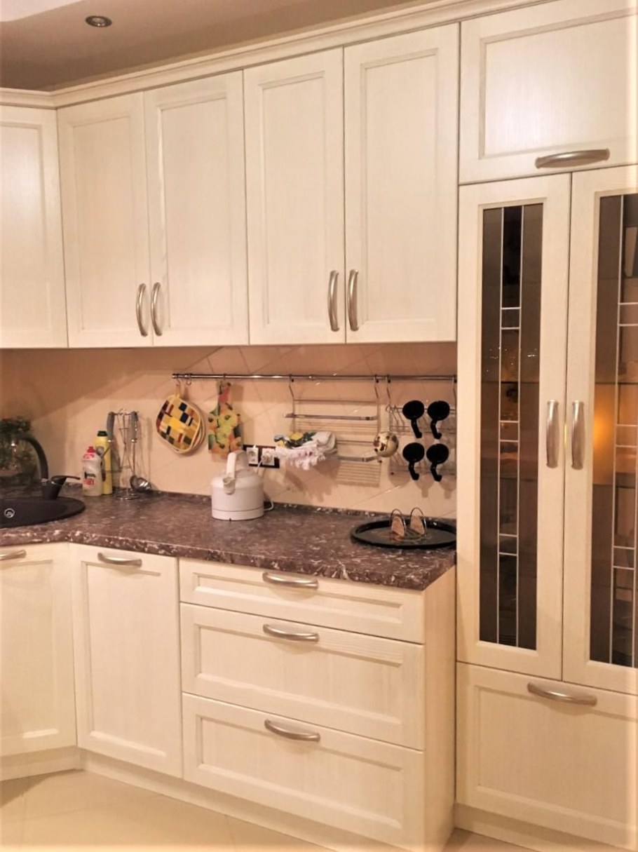 Кухня белый ясень