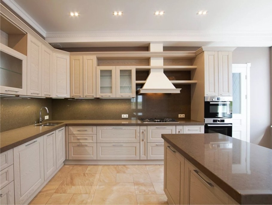 Нэнси Леруа Мерлен