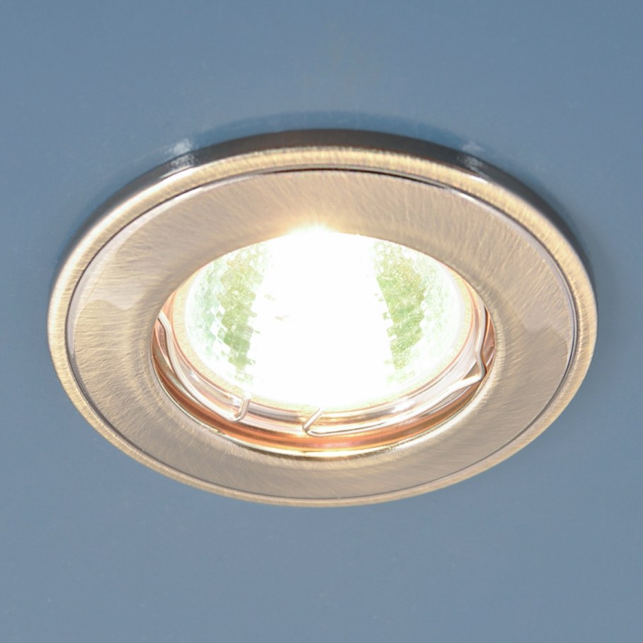 Встраиваемый светильник Elektrostandard 7002 mr16 GD матовое золото