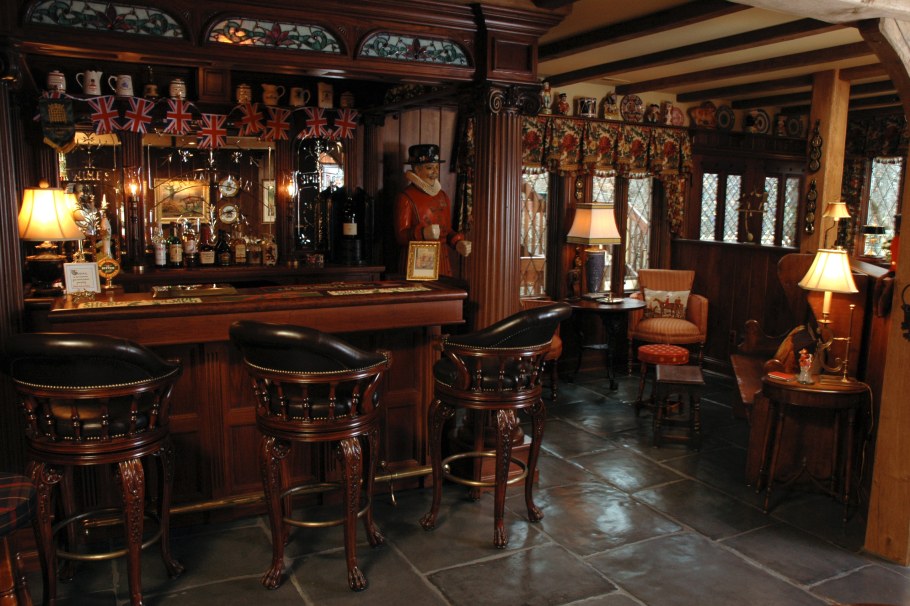 Белфаст Crown Liquor Saloon